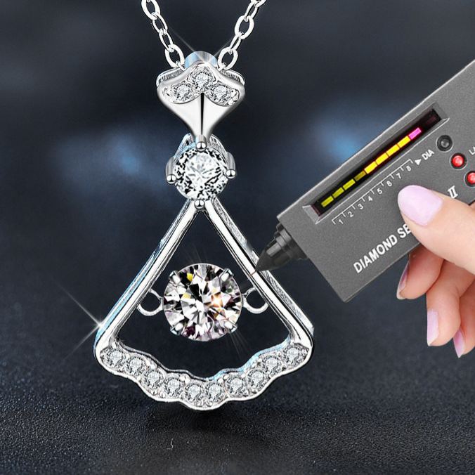 S925 Sterling Silver Moissanite Fan-Shaped Pendant Necklace