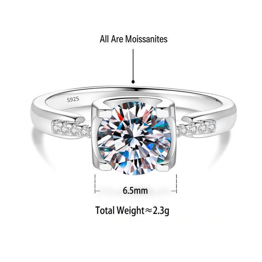 S925 Silver Bull-Head Ring with Colored Moissanite