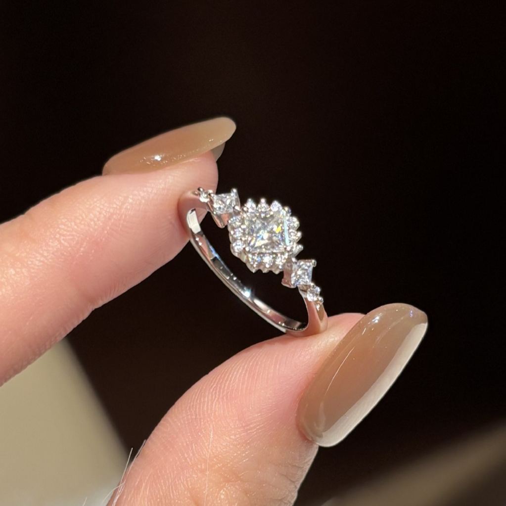 S925 Sterling Silver Square Moissanite Ring