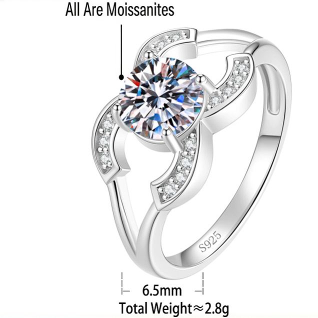 S925 Sterling Silver Four-Prong Moissanite Ring