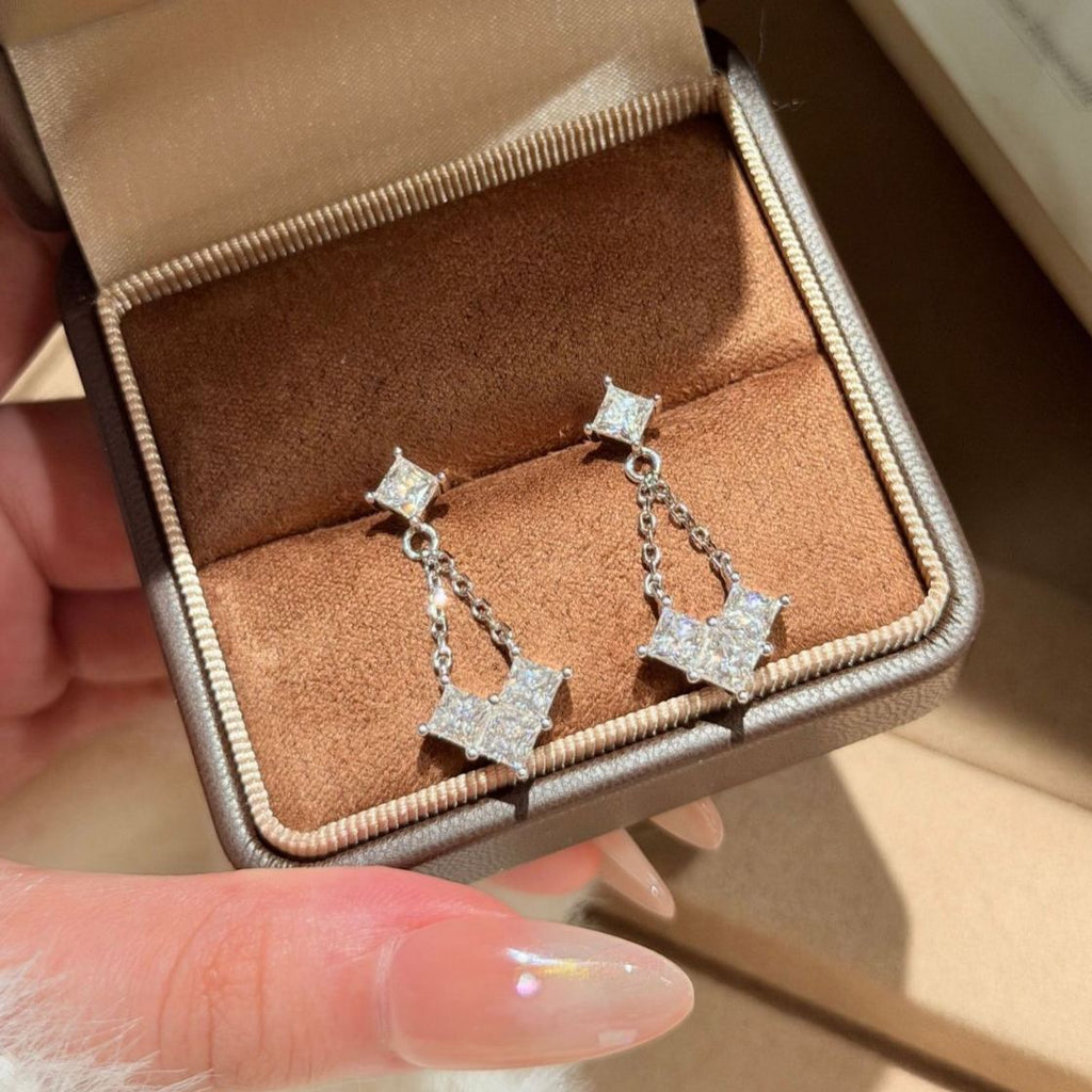S925 Sterling Silver Heart-Shaped Earrings with Moissanite and Chain Detail