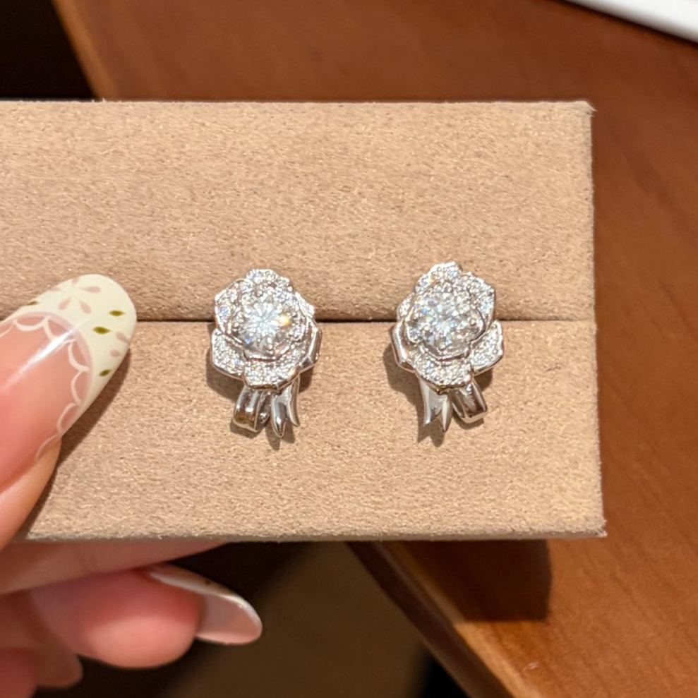 S925 Silver Camellia Stud Earrings with Moissanite