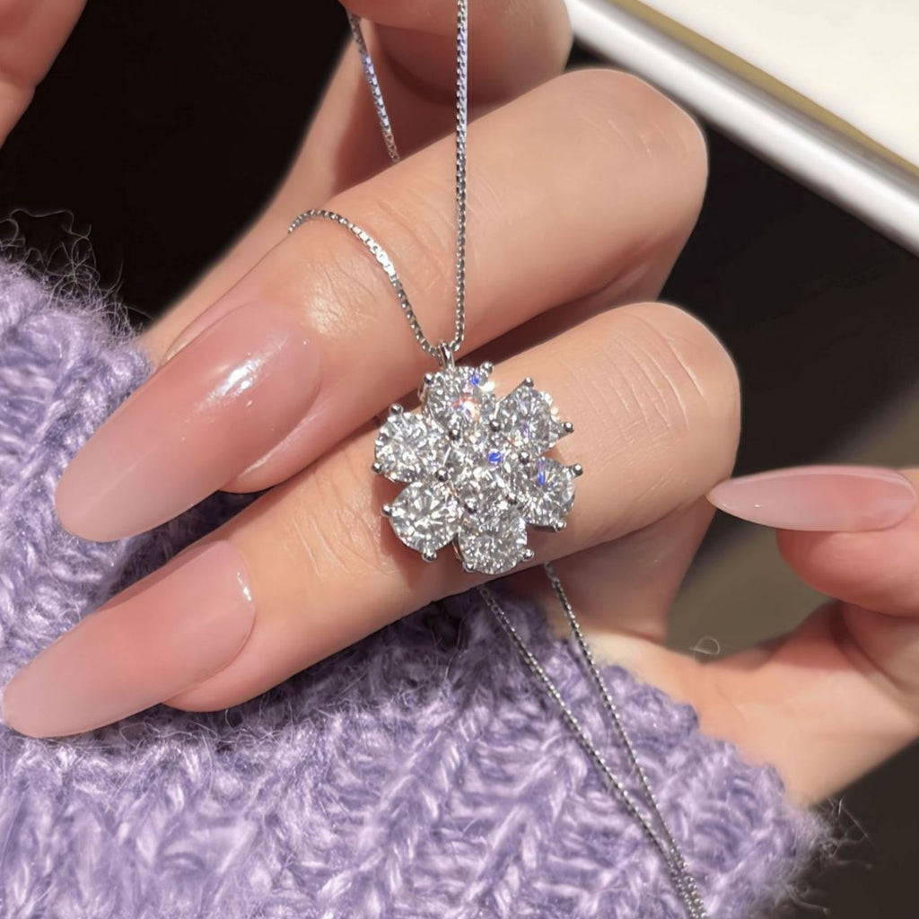S925 Sterling Silver Moissanite Flower Pendant Necklace