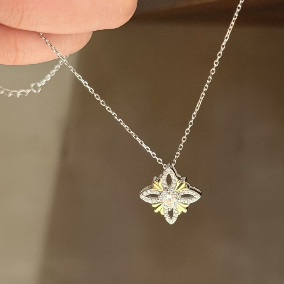 S925 Sterling Silver Gold-Plated Filigree Four-Leaf Clover Moissanite Necklace