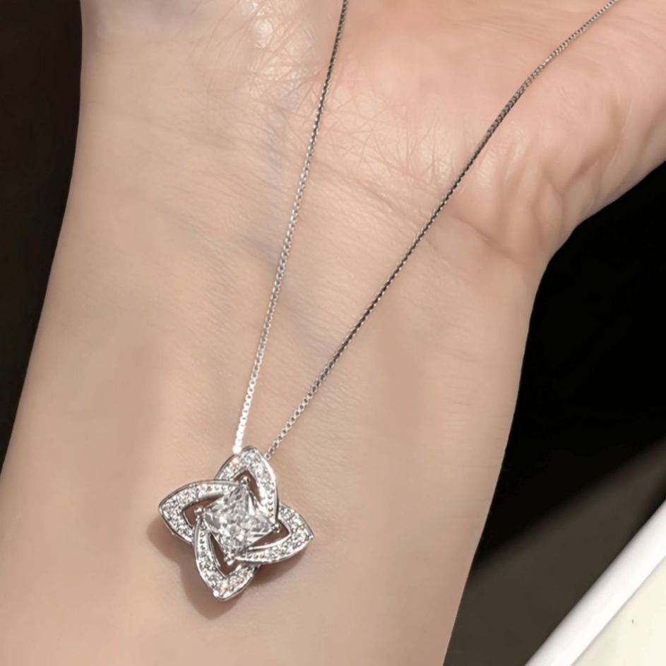 S925 Sterling Silver Moissanite and White Crystal Clover Pendant Necklace
