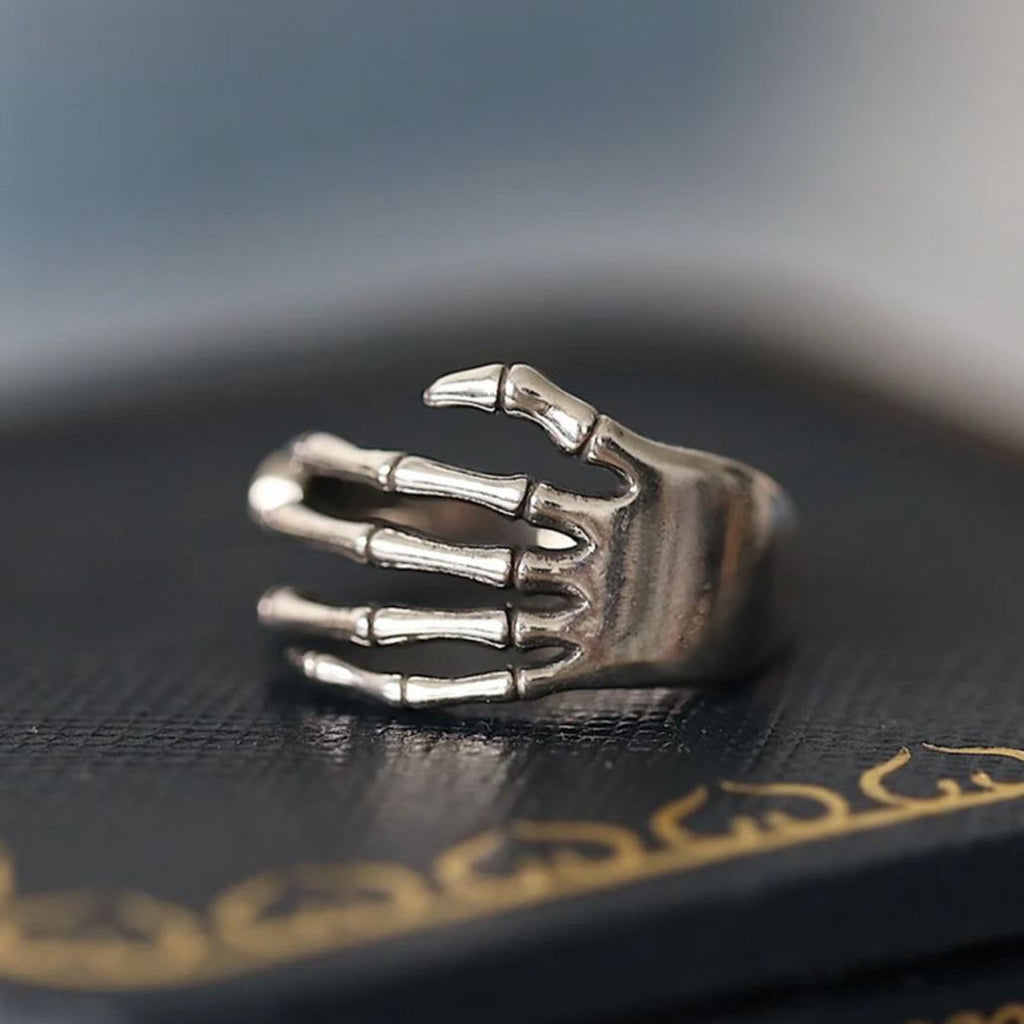 S925 Sterling Silver Antiqued Skull Hand Adjustable Halloween Ring