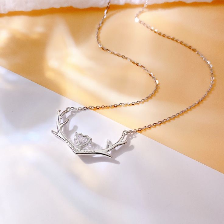 S925 Sterling Silver Christmas Heart-Shaped Antler Necklace