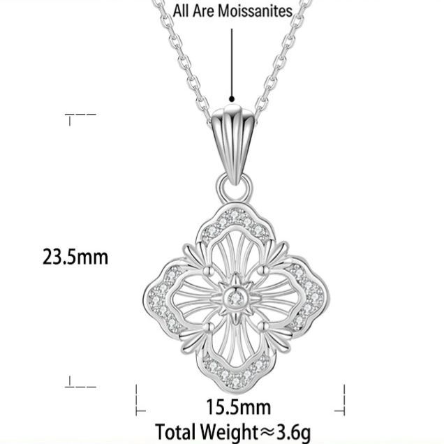Mesh Clover Moissanite Necklace – image 4