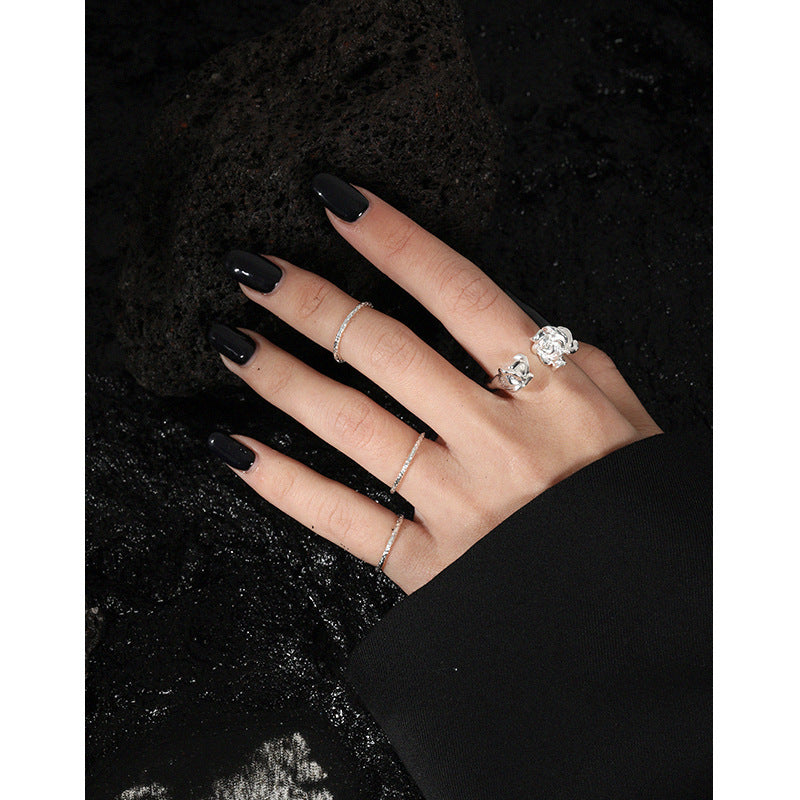 Minimalist Raw Texture Stacking Ring – detail view 3