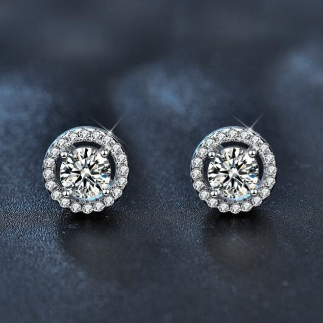 Minimalist Round Moissanite Stud Earrings – image 5