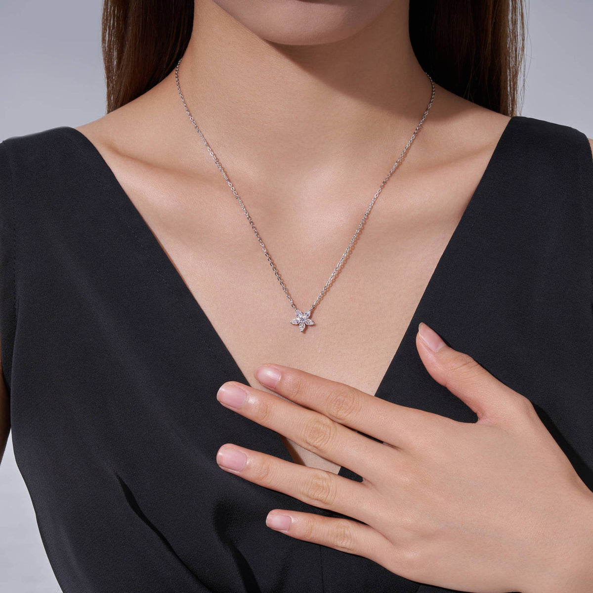 Moissanite Collarbone Necklace – wholesale moissanite jewelry