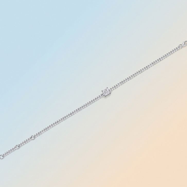Moissanite Cuban Link Bracelet – detail view 3