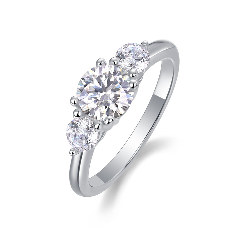 Moissanite Guardian Closed Ring – image 9