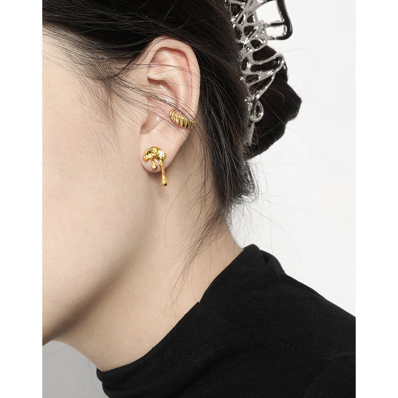 Molten Heart CZ Stud Earrings – image 5