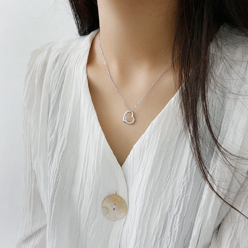 Minimalist Open Heart Pendant Necklace – image 4