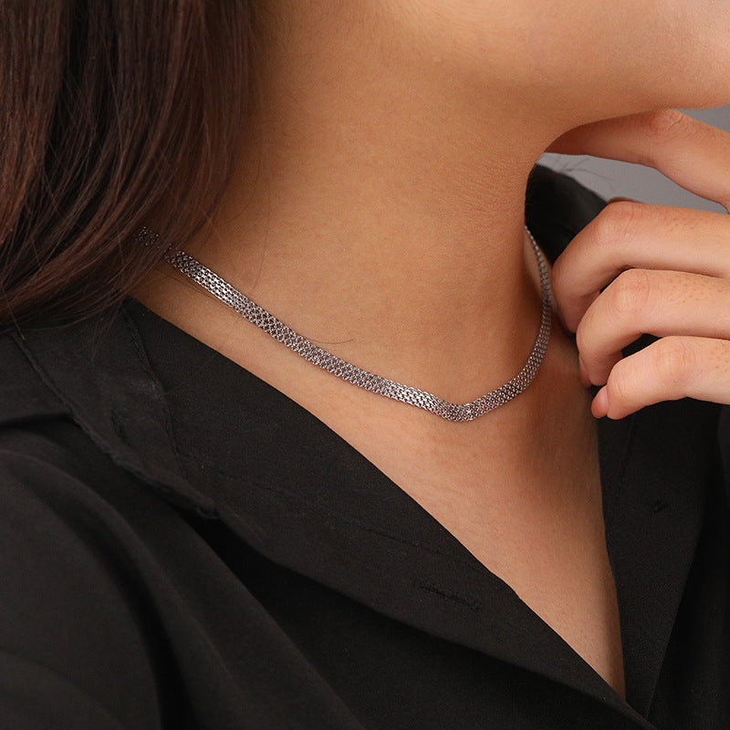 Openwork Necklace – image 4
