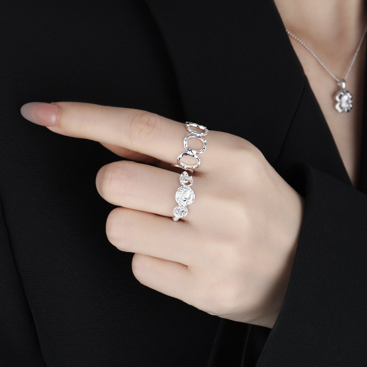 Sculptural Openwork Statement Ring – image 5
