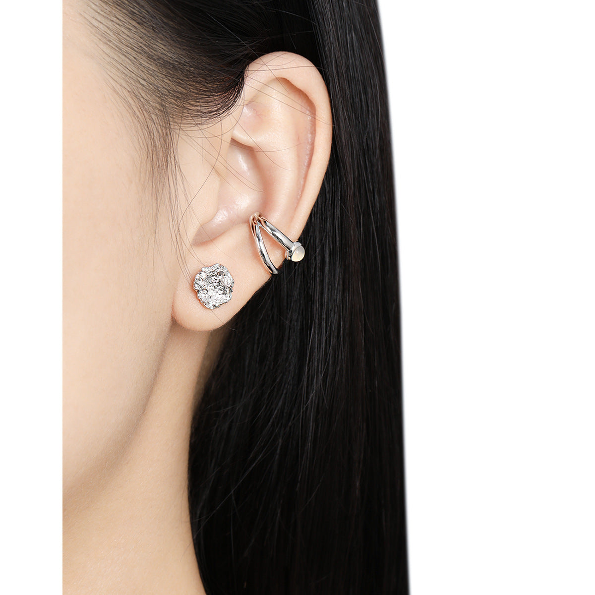 Organic Molten Texture Stud Earrings – detail view 3