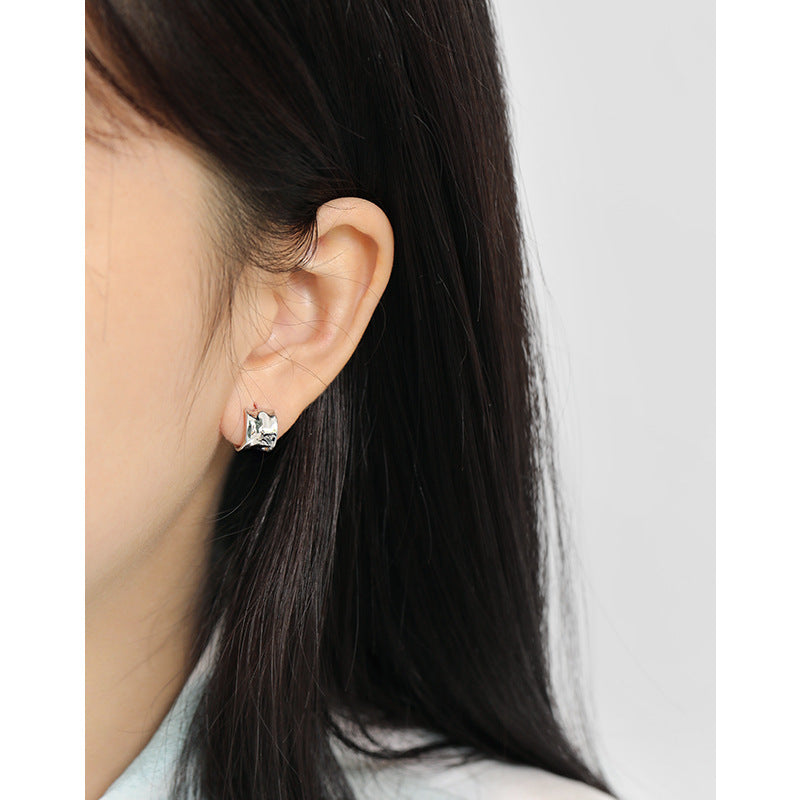 Organic Molten Wide Stud Earrings – detail view 3