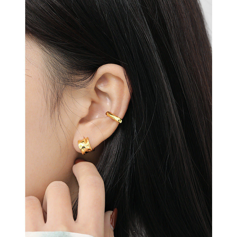 Organic Molten Wide Stud Earrings – image 4