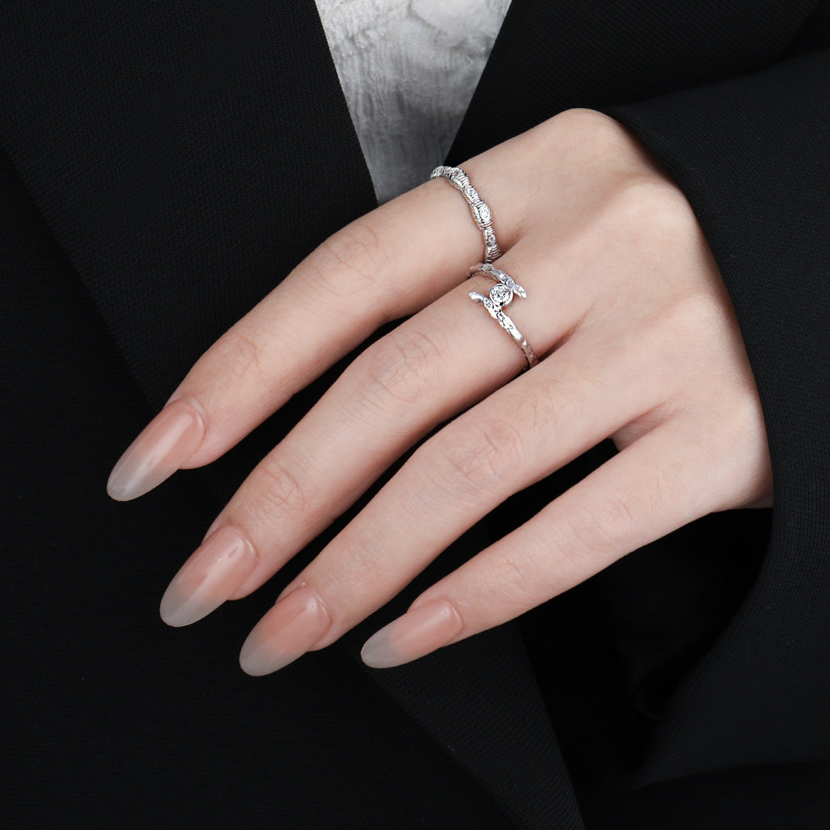 Organic Textured Solitaire Wrap Ring – detail view 3