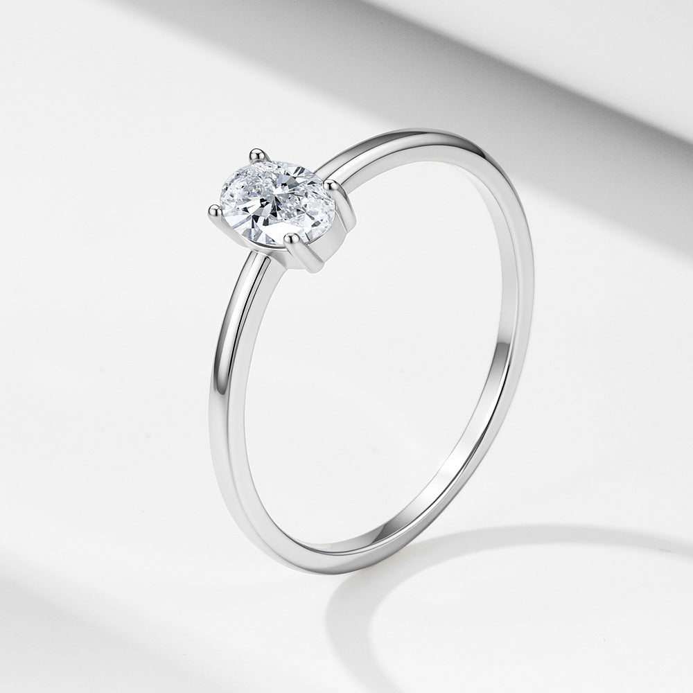 Classic Oval CZ Solitaire Ring – detail view 3