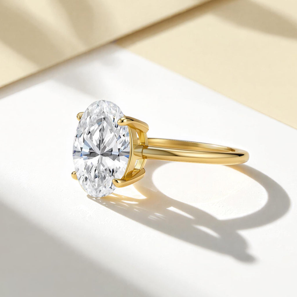 Oval Moissanite Solitaire Ring – detail view 3