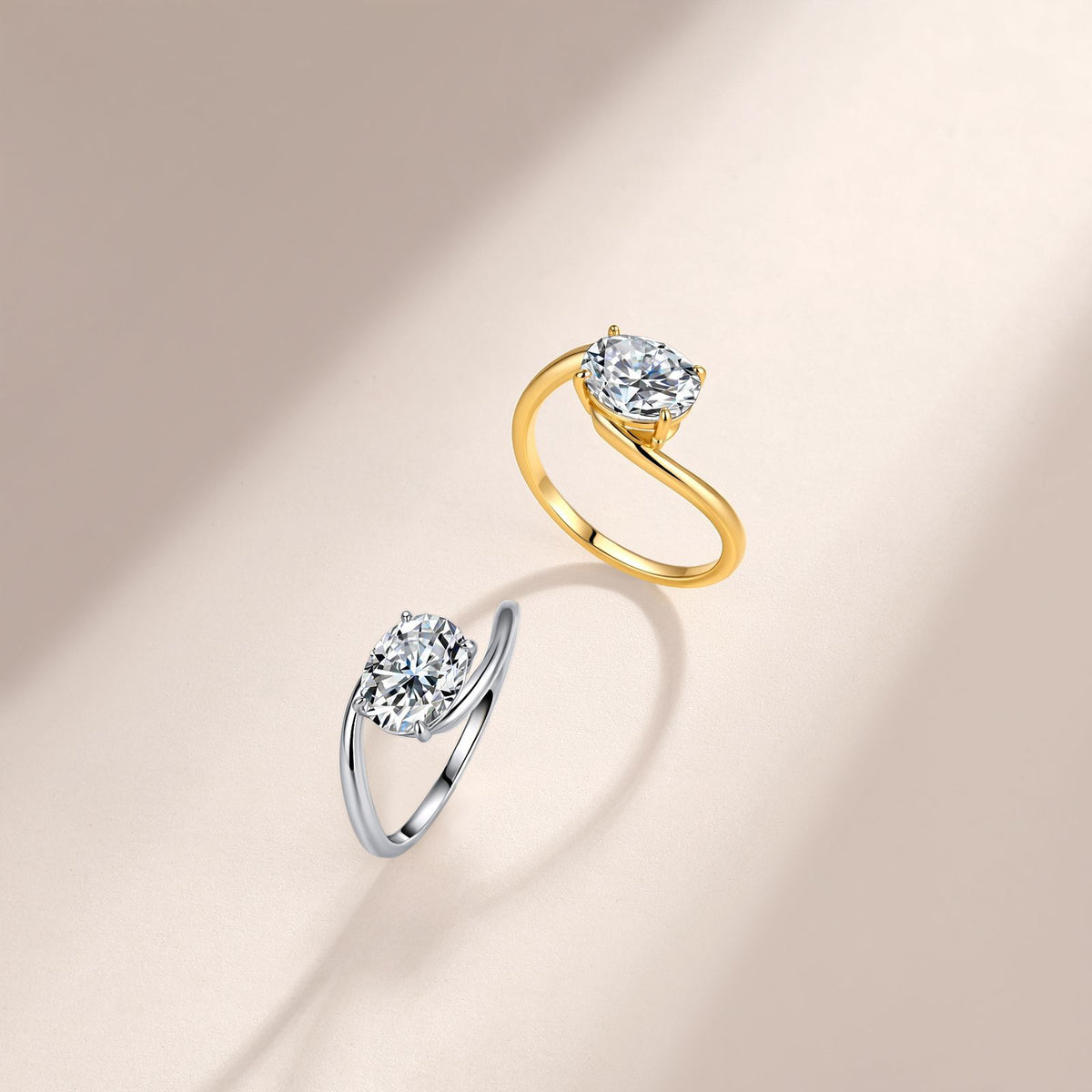 Oval Moissanite Simple Engagement Ring – image 4