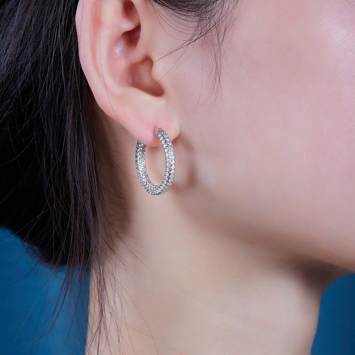 Pavé Moissanite Large Hoop Earrings – image 10