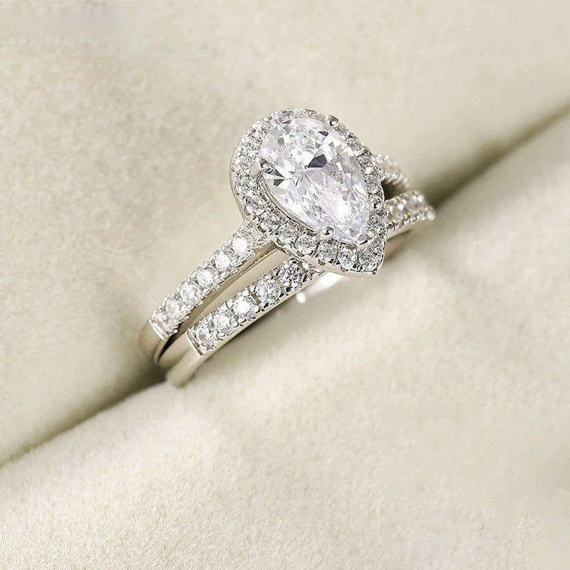 Pear Cut CZ Halo Bridal Ring Set – detail view 3