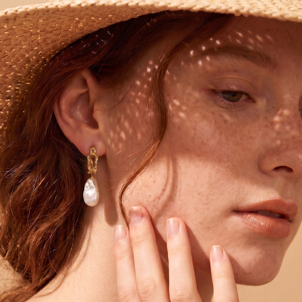 Baroque Freshwater Pearl Hoop Drop Earrings – image 4