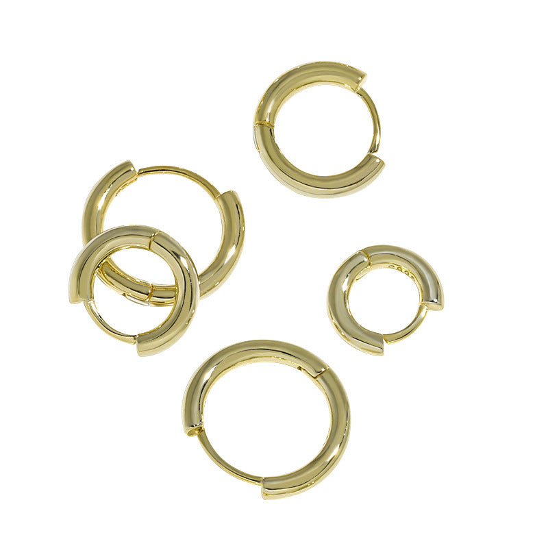 Minimalist Rounded Wide Hoop Earrings – image 5