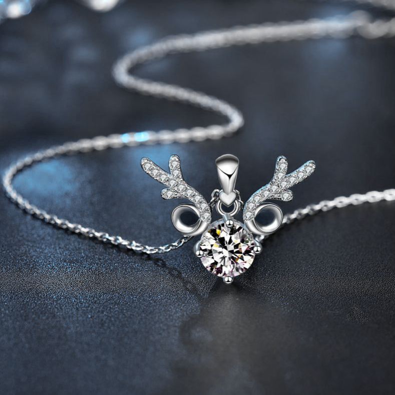 Moissanite Antler Necklace – image 5