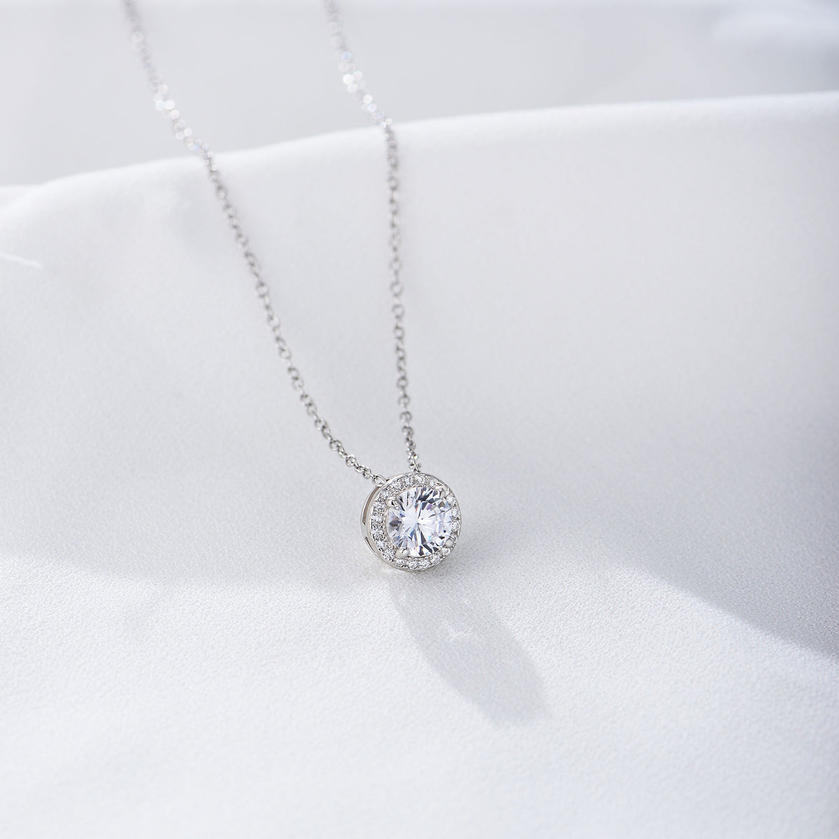 Diamond-Embedded Round Zircon Necklace – image 6