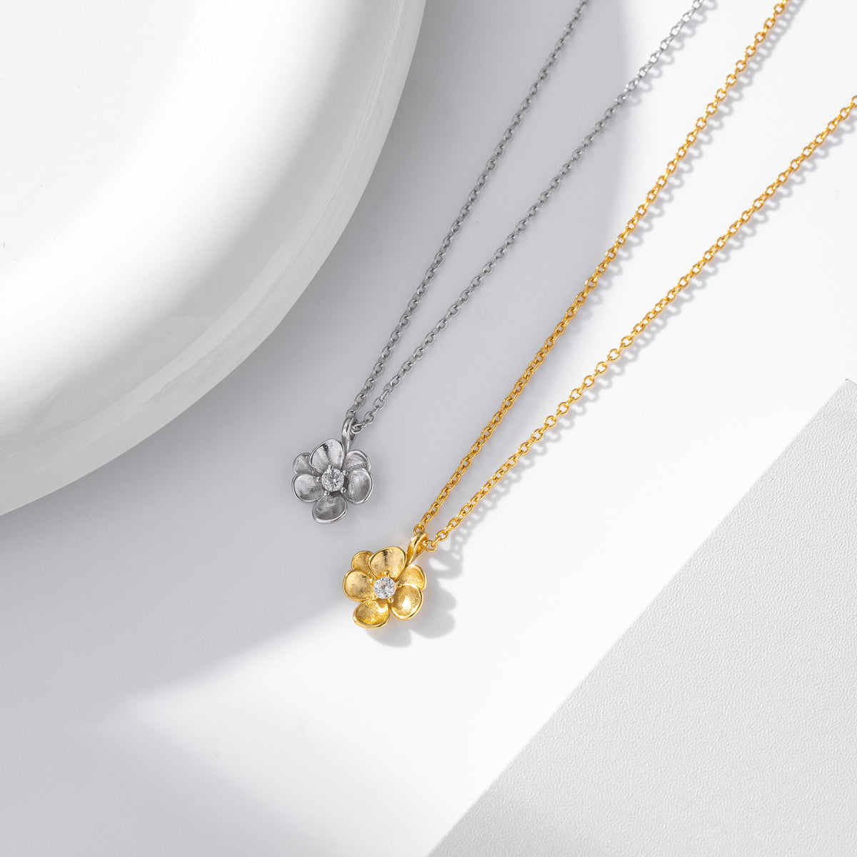 Zircon Flower Necklace