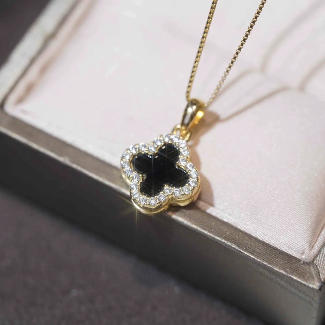 Flower Necklace – wholesale silver necklaces