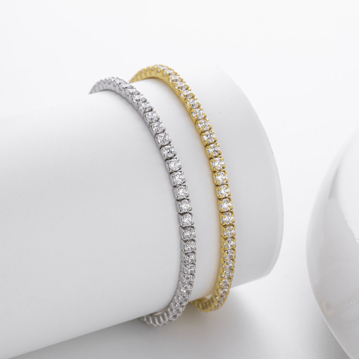 Four-Prong Cubic Zirconia Bracelet