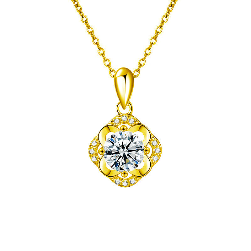 Moissanite Stamen Clover Necklace – image 6