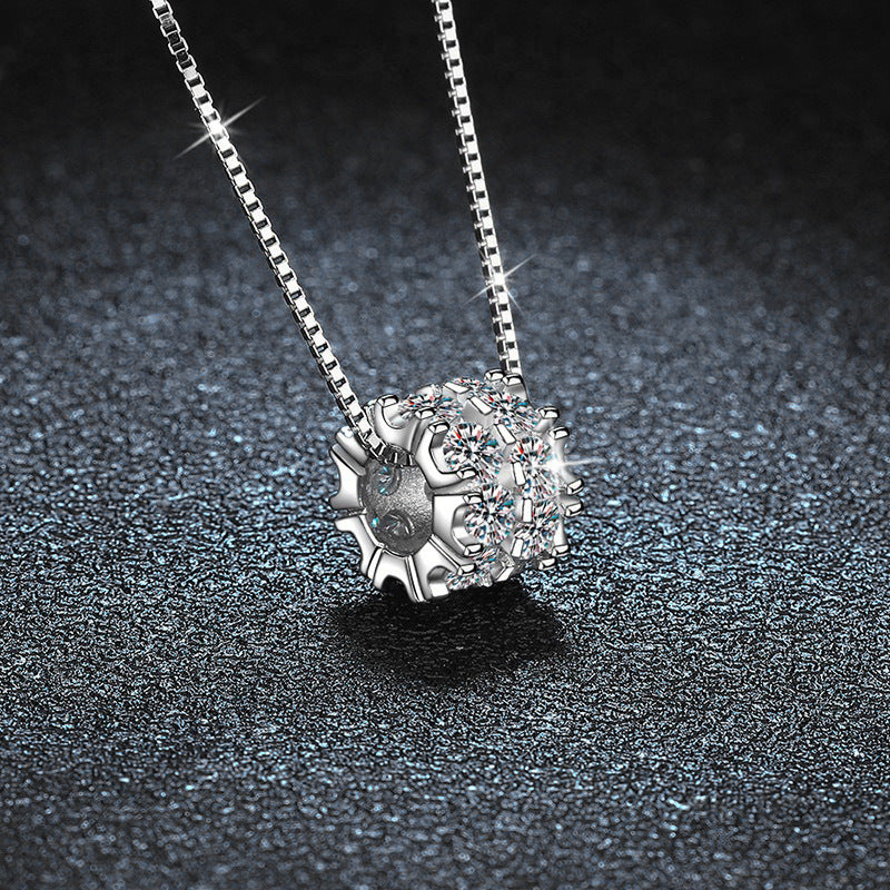 Moissanite Small Waist Pendant Necklace – image 5