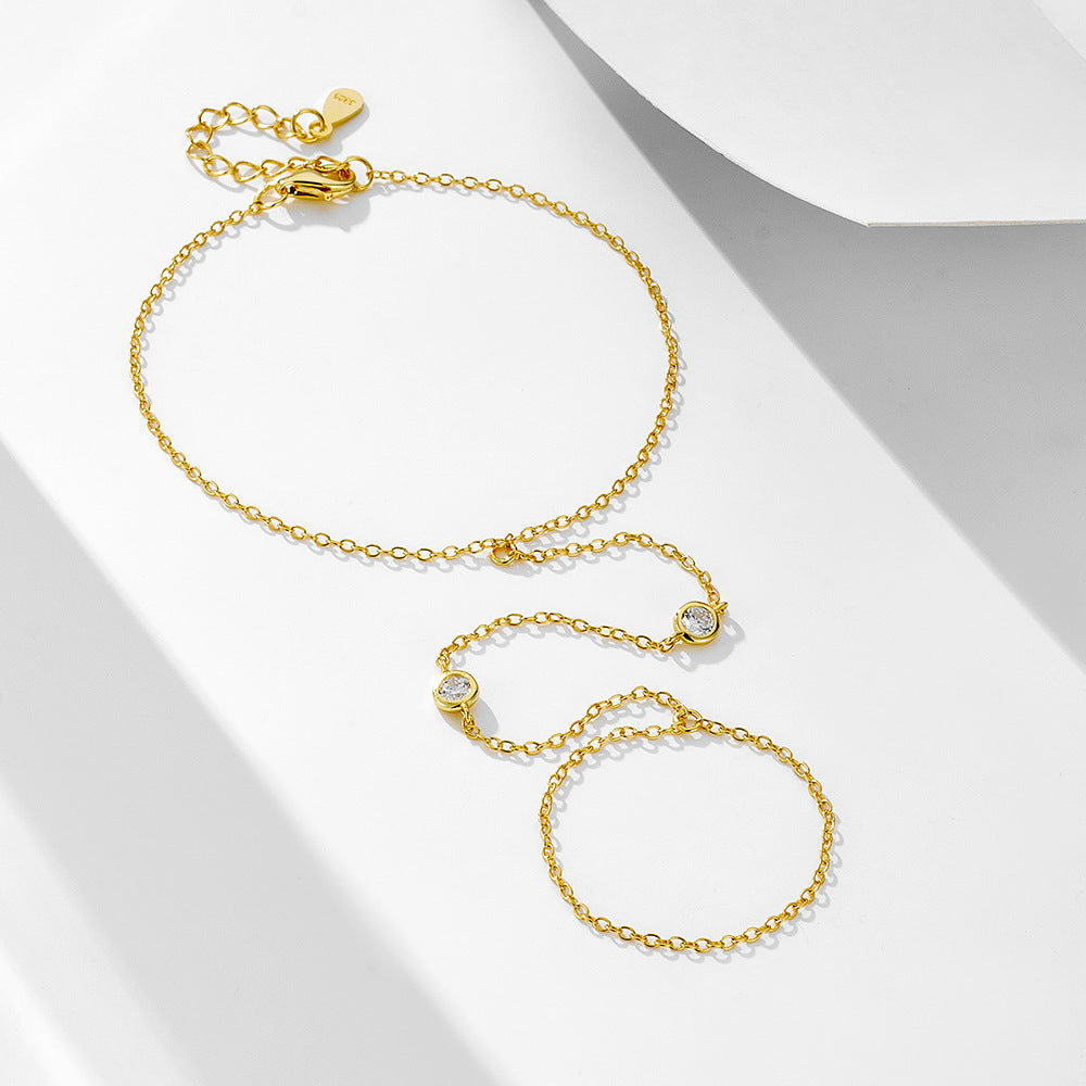 Round Zircon Finger Chain Bracelet – detail view 3