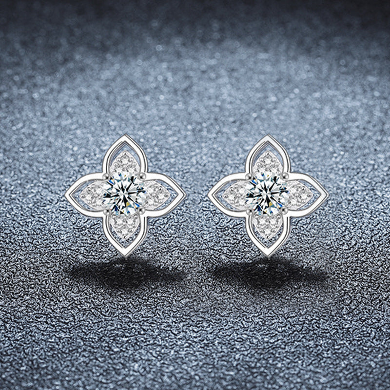 Simple Clover Moissanite Earrings – wholesale moissanite jewelry