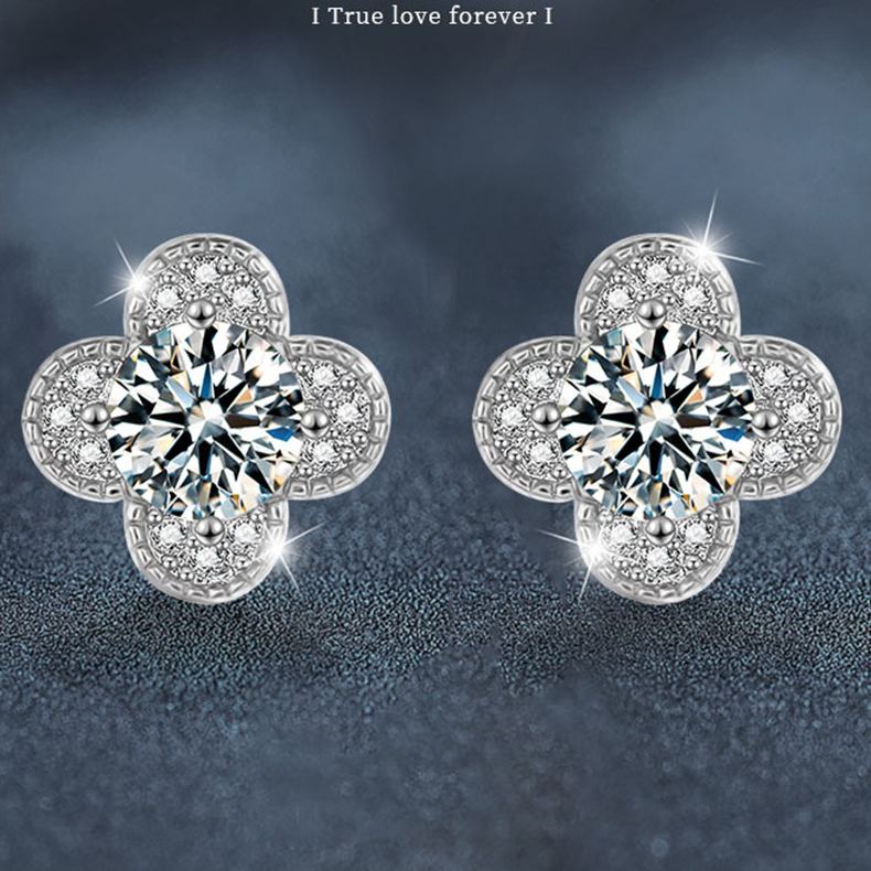 Four-Leaf Clover Moissanite Studs – wholesale moissanite jewelry