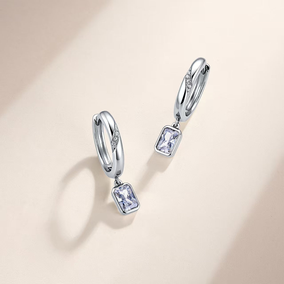 Sugar Cube Moissanite Earrings – detail view 3