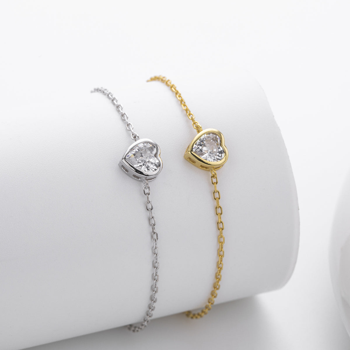 Zircon Heart Chain Bracelet