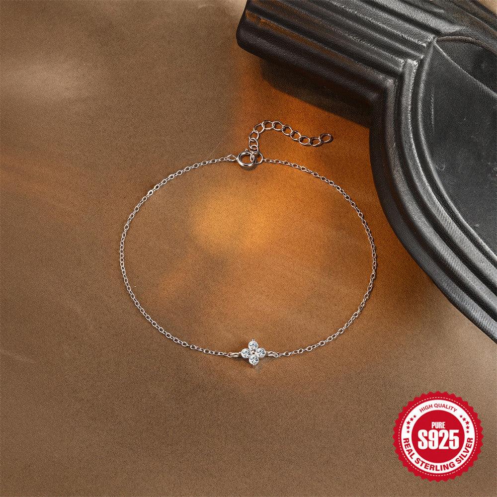 Single-Clover Moissanite Bracelet – wholesale moissanite jewelry
