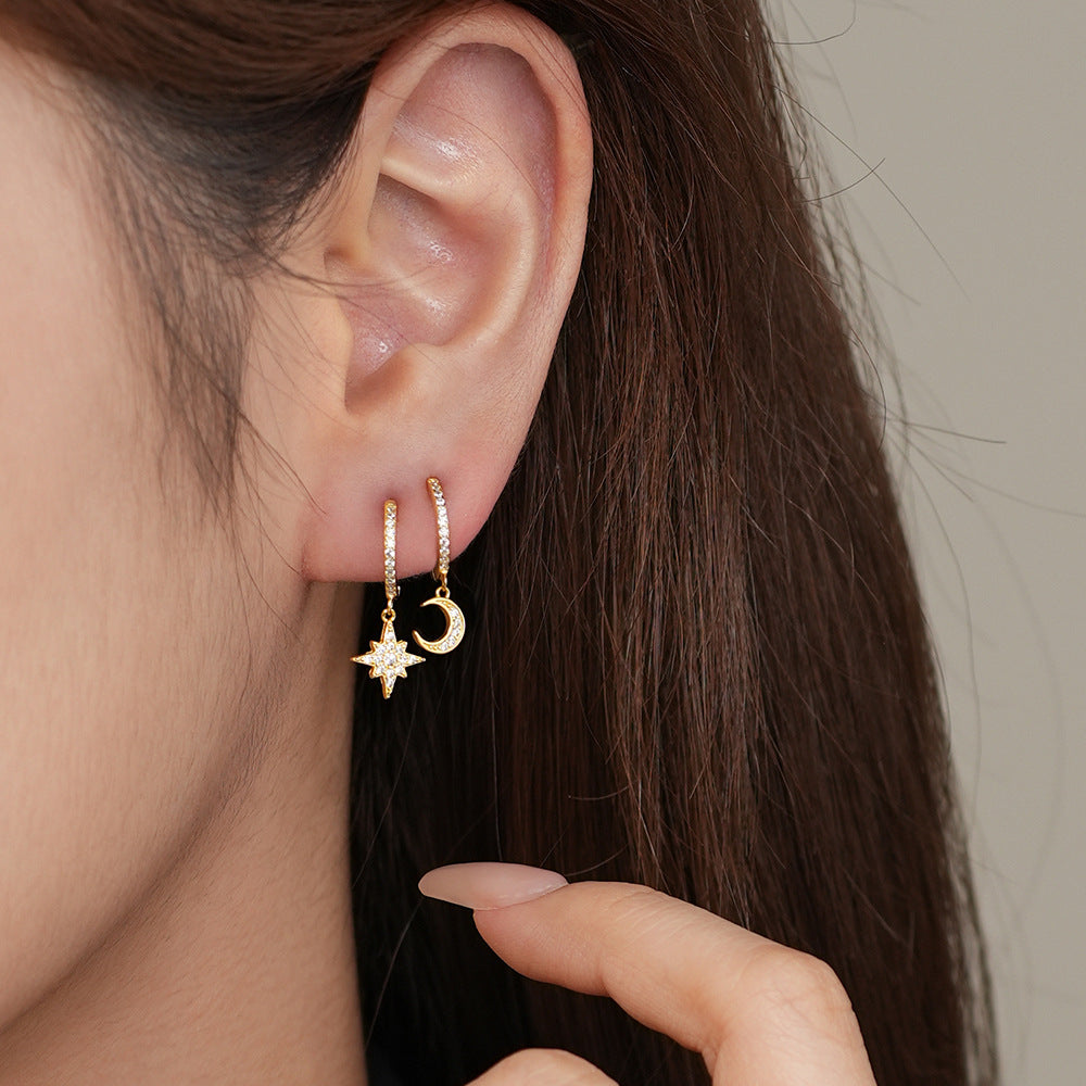Star and Moon Earrings with Zirconia – detail view 3