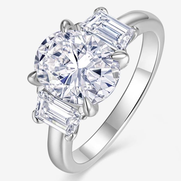 Statement Moissanite Ring – image 5