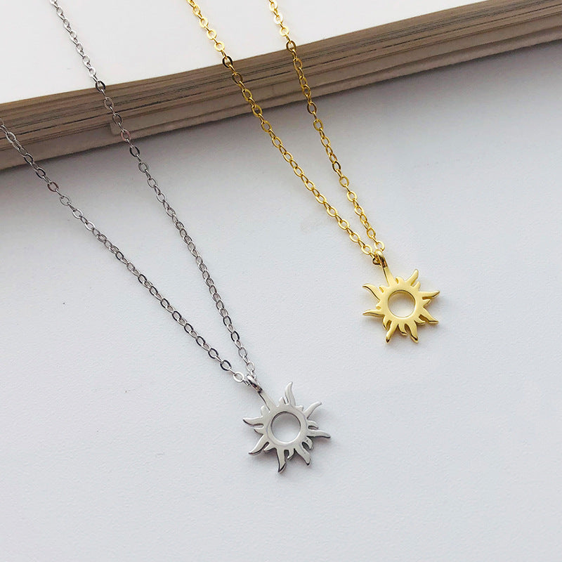 Sun Necklace – detail view 3