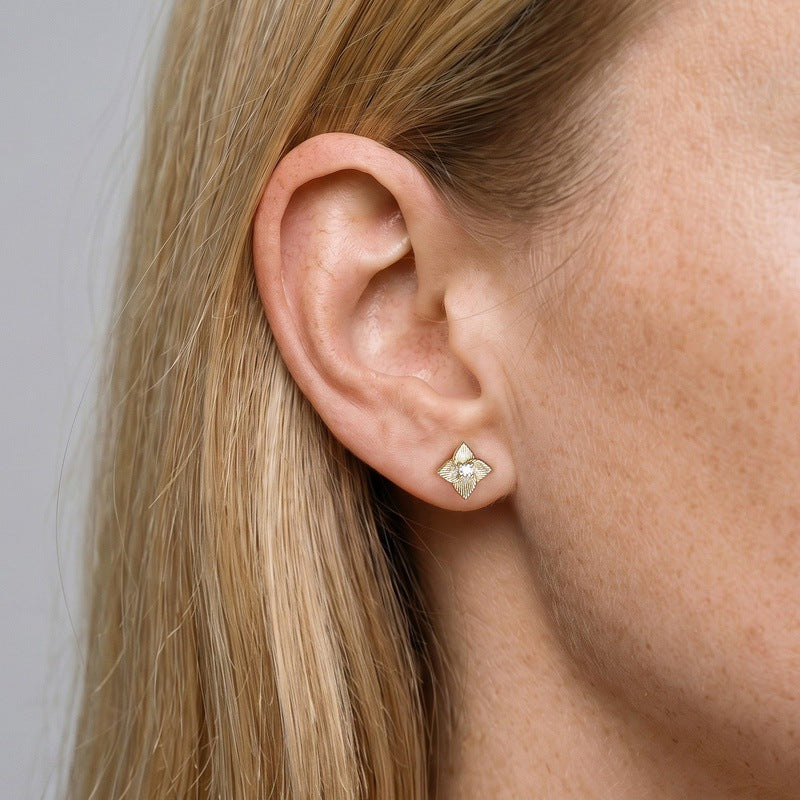 Vintage Sunburst Flower Stud Earrings, Gold Plated – image 4