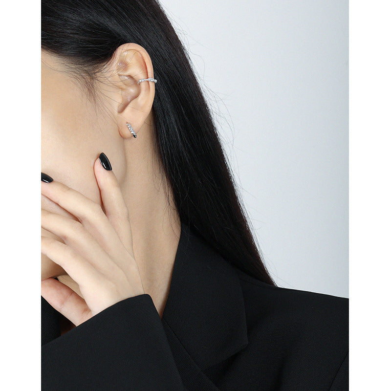 Sculptural Textured Huggie Hoop Earrings – image 4